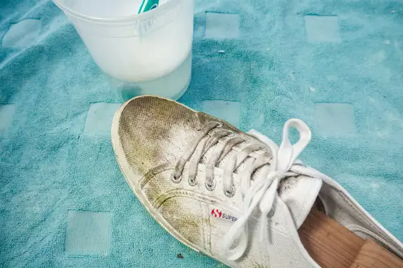 Get Rid of Mud Stains on White Shoes